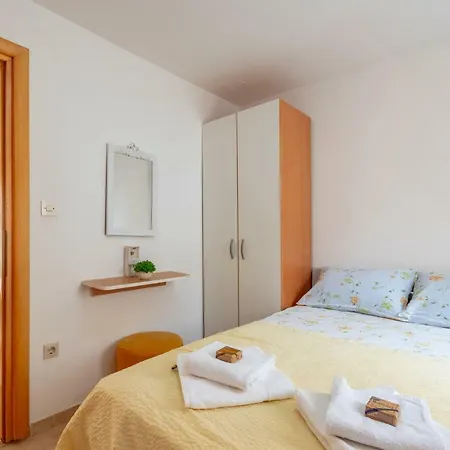 Apartment Pod Maslinom